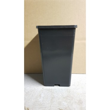 Pot carrÃ© noir 2 litres profond (12x12x20cm)(Par 10)