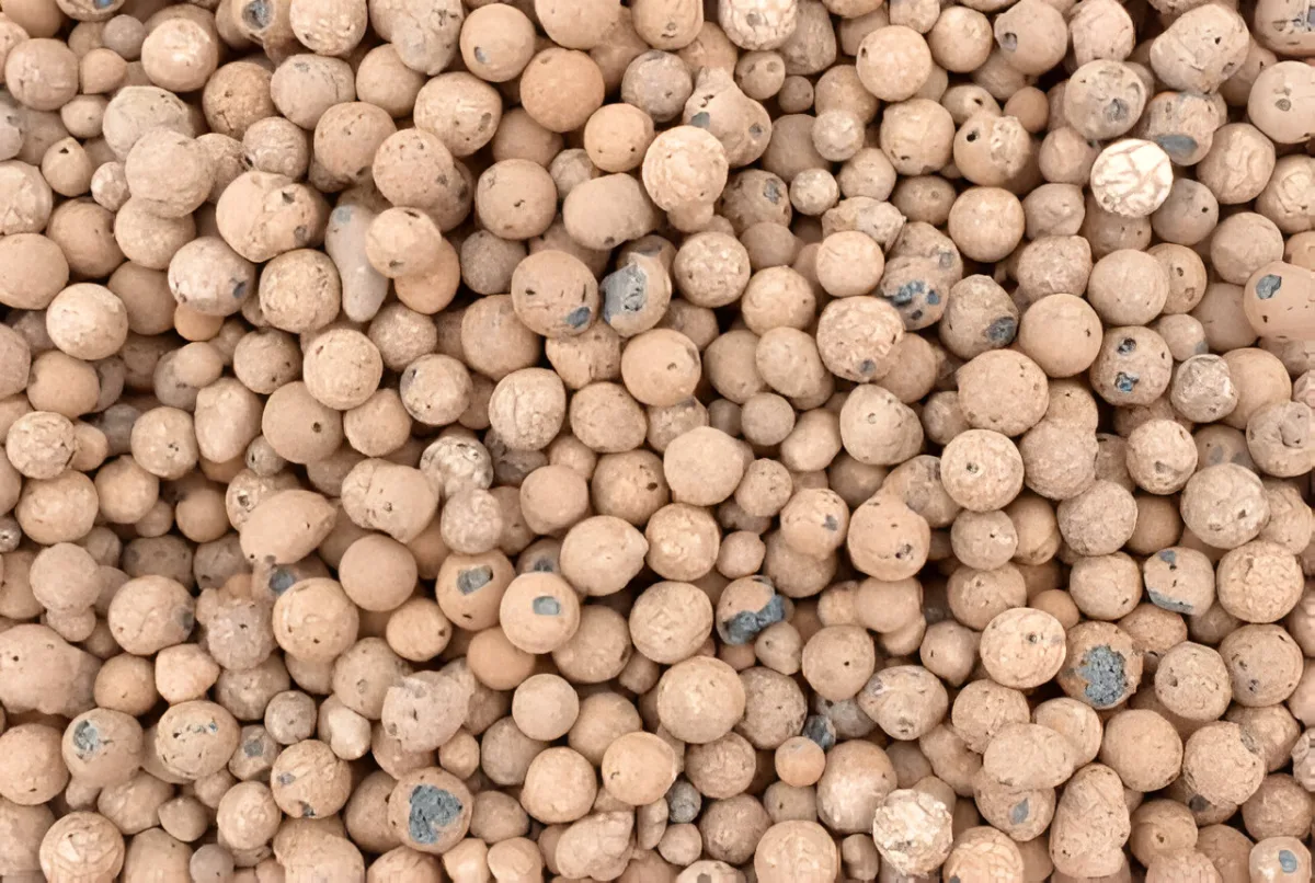 Placer l'indicateur d'eau et ajouter la nourriture hydroponie-3.jpeg