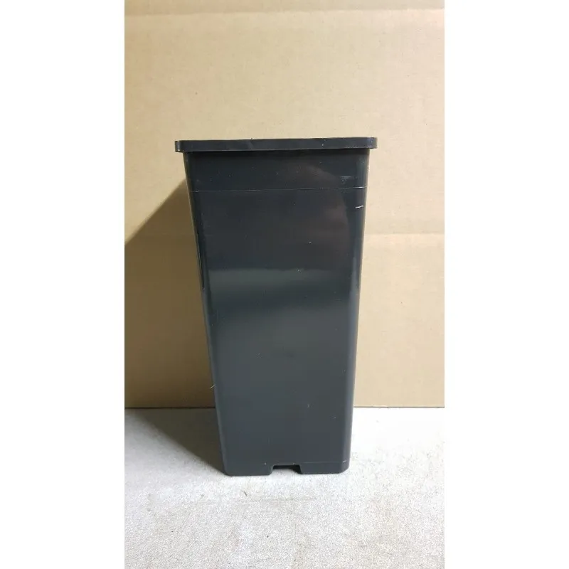 Pot carré noir 2 litres profond (11.3x11.3x21.5cm)(Par 10)